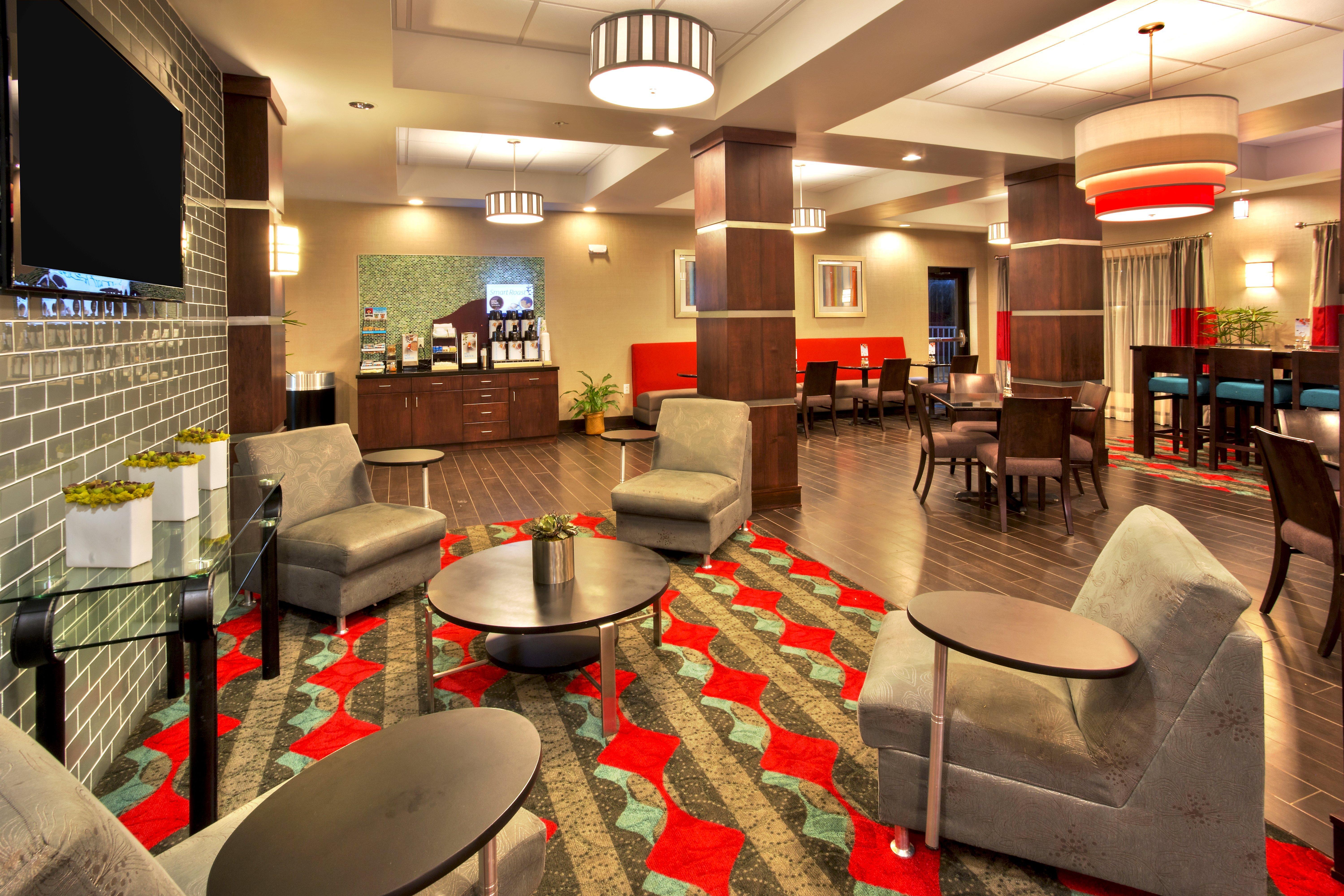 Holiday Inn Express & Suites Oak Ridge By Ihg Exteriör bild